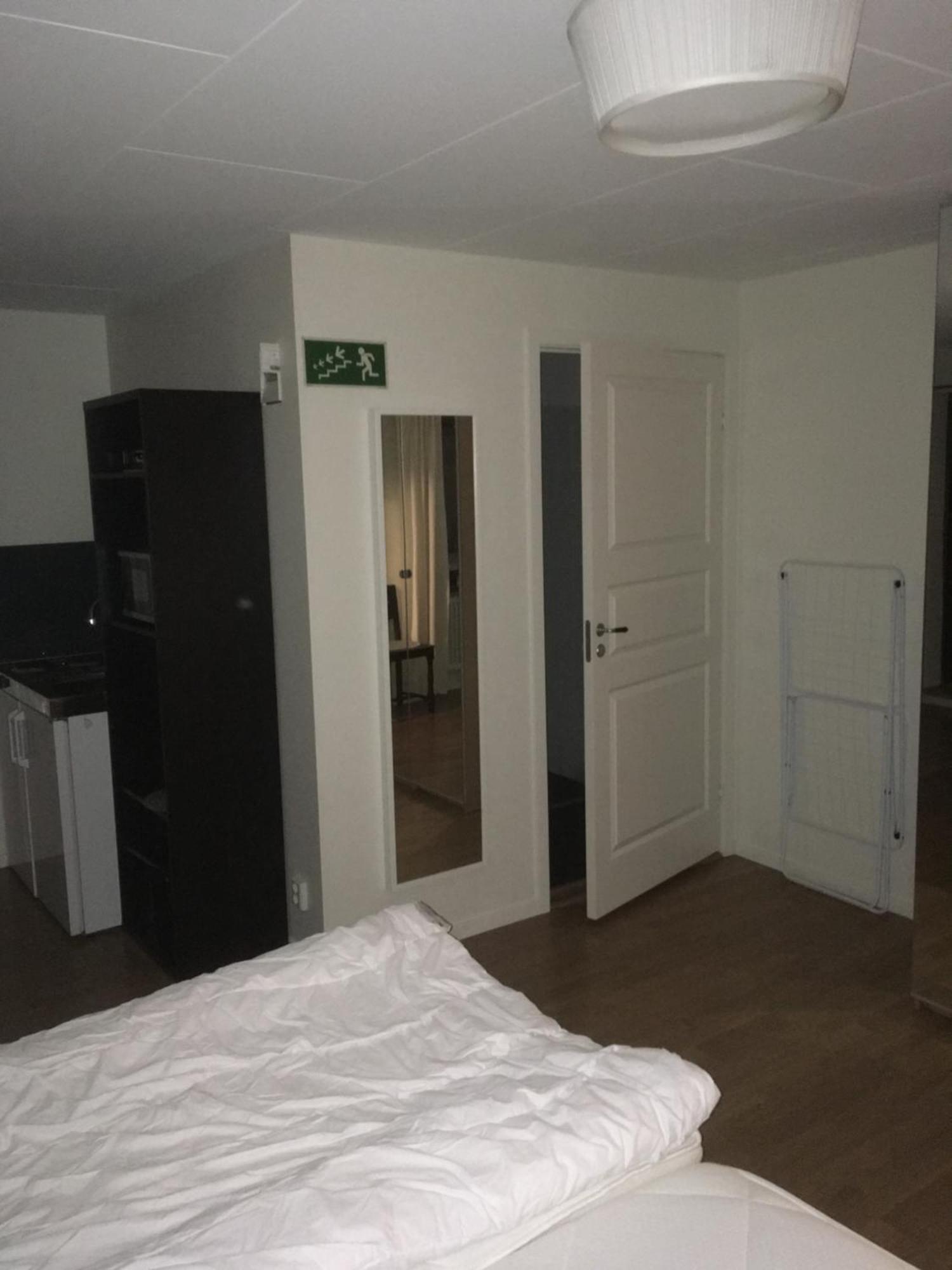 Trollhaettans Bed And Breakfast Екстер'єр фото