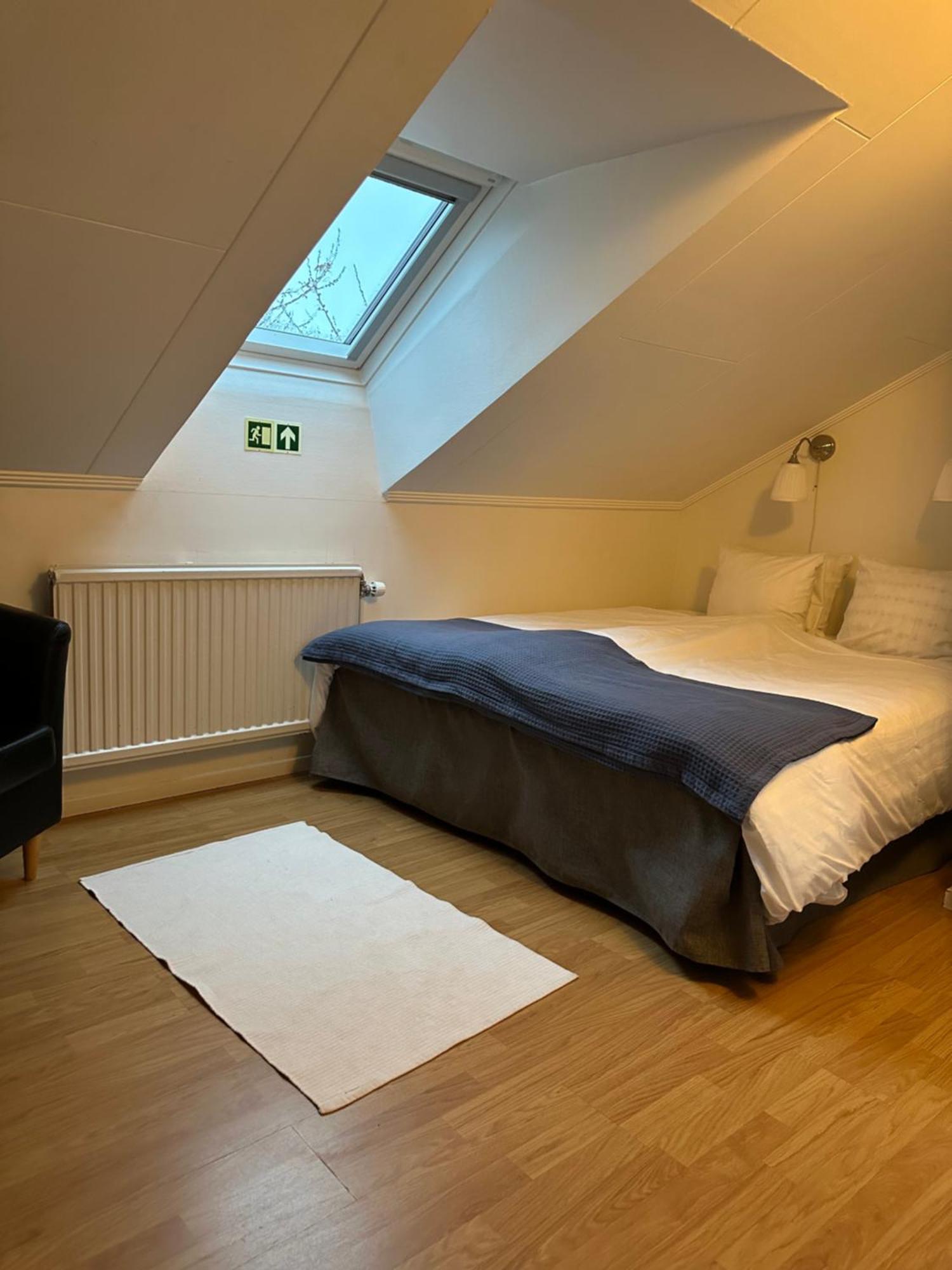 Trollhaettans Bed And Breakfast Екстер'єр фото